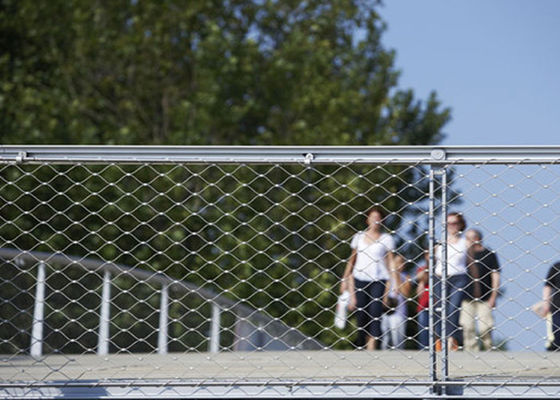 2.0mm ステンレス鋼手すりケーブルメッシュ 7x7 80x138mm