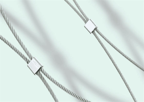 20mmから200mmの開口と水平垂直網のデザインを持つ現代建築用ワイヤメッシュ